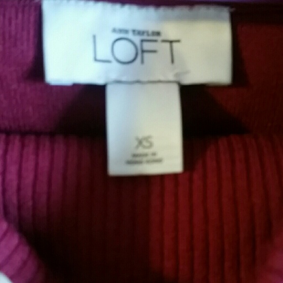 Off the shoulder sweater - Picture 2 of 3